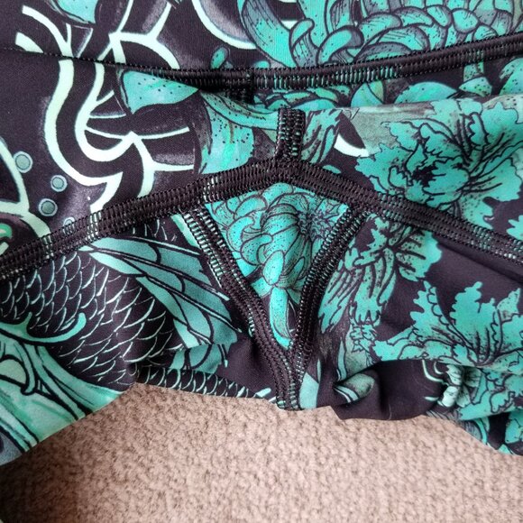 Lululemon Fast & Free Crop II Nulux 19" in Memoir Multi Green, size 4 - Picture 9 of 9